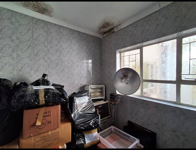 5 BEDROOM FREESTANDING FOR SALE IN MANZIL PARK
